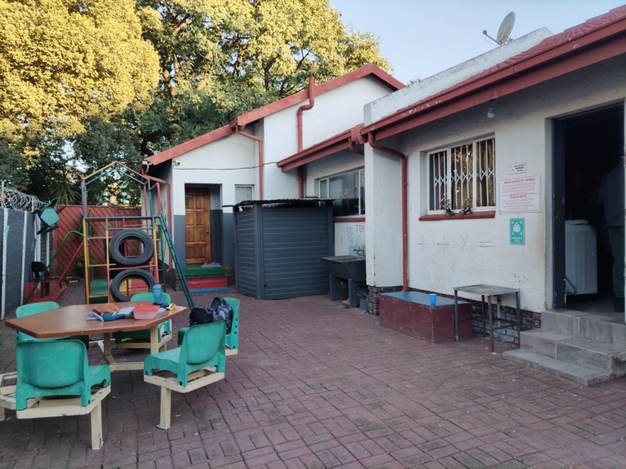4 Bedroom Property for Sale in Oos Einde North West